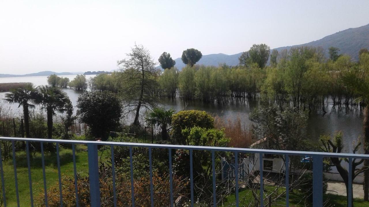 Una Finestra Sul Lago..Appartamento Verbania Exterior photo